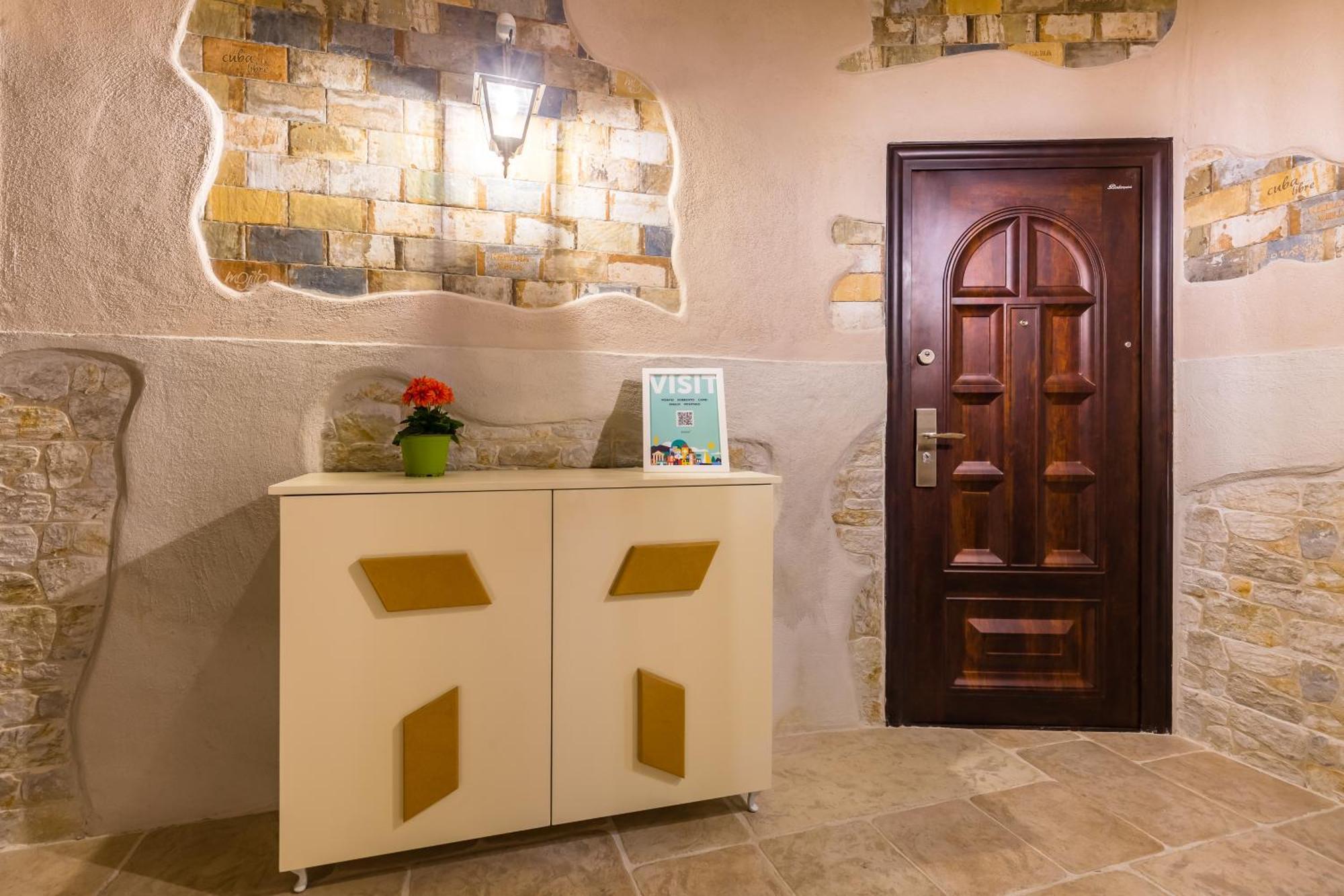 Gelso Complex And Flat By Napoliapartments Appartement Napels
